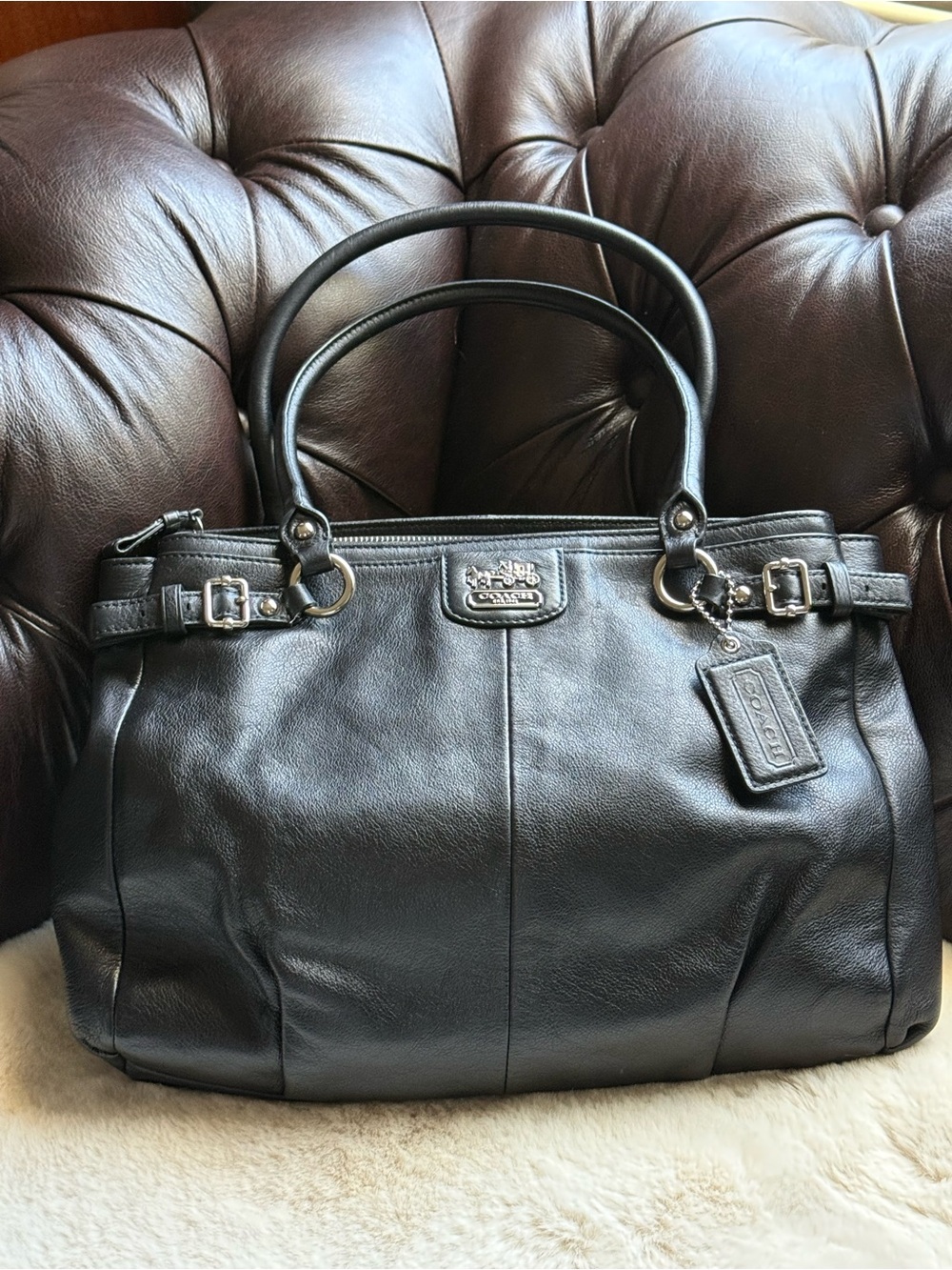 Coach EUC Classic Madison Kara Black Leather Satchel Horse Carriage Bag